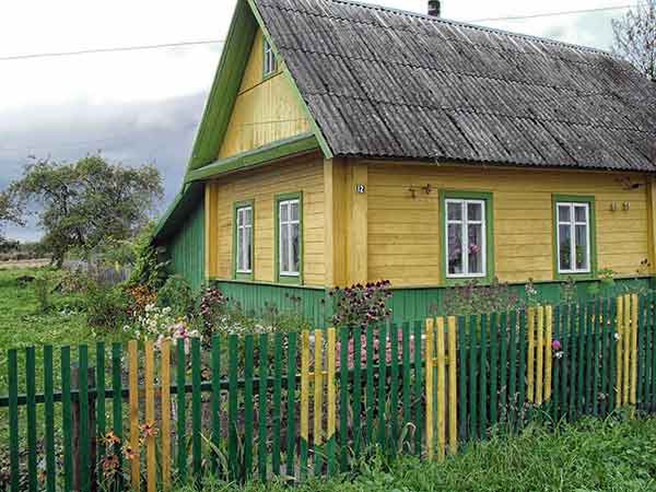 belarus-house-countryside