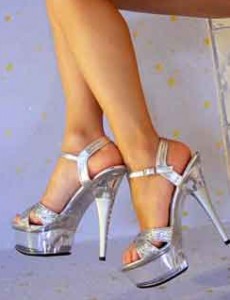 Ukrainian brides wear High heels